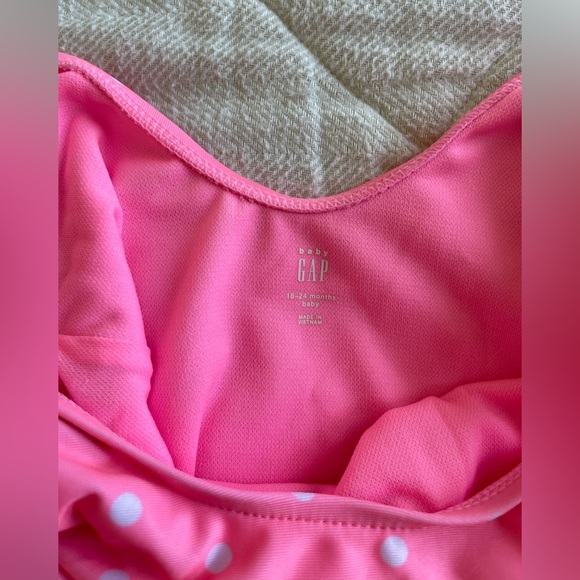 Baby GAP Baby/Toddler Pink Polka Dot One Piece Swimsuit - 18-24M - Picture 3 of 3